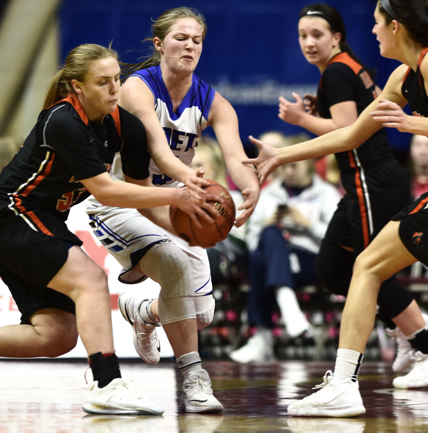 022519ho-crestwood-waukon-7